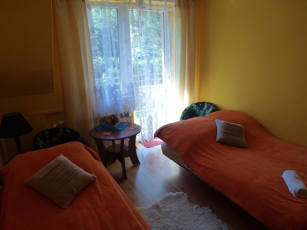 Pokoje Goscinne Vida Krynica Zdroj Phòng bức ảnh